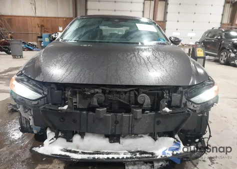 2019 Mazda Mazda3 Preferred Package из США, поврежденный, VIN 3MZBPADL7KM107154